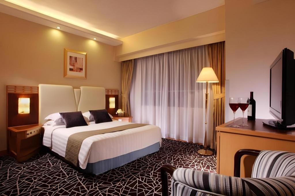 Hotel Oasis Avenue-a Gdh 4*